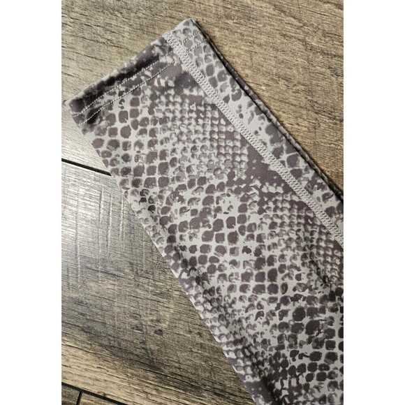 Balance Athletica Grey Snakeskin Leggings - Picture 3 of 10